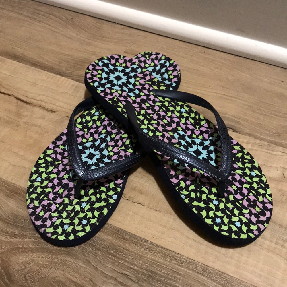 AERO flip flops